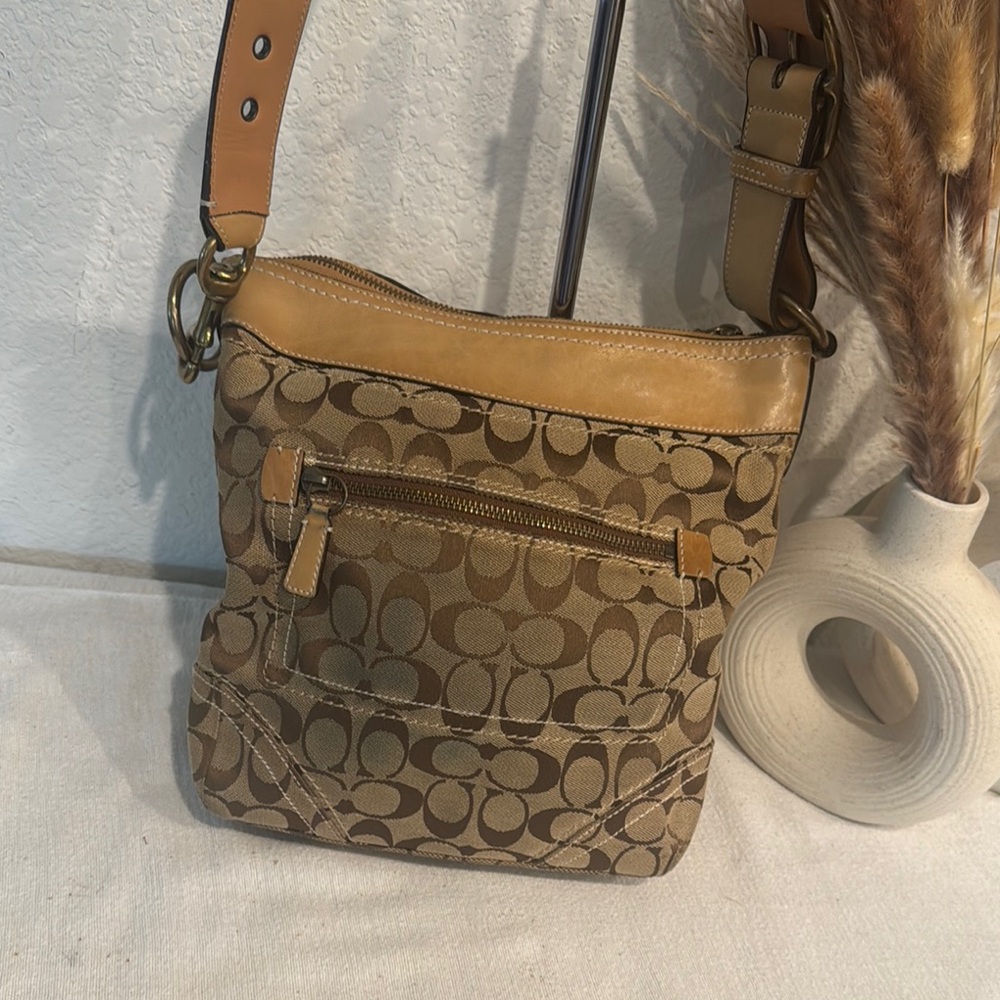 Authentic Coach Canvas Shoulder Bag Auth Brown Bag